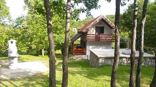 Дома для отпуска LOVCEN4ME Цетине Дом с 2 спальнями-1